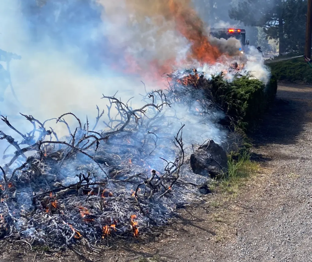 Crews Extinguish Brush Fire in Northeast Bend | KRCO-AM - Horizon ...