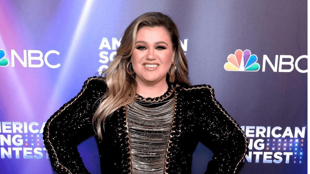 Kelly Clarkson announces new album and Las Vegas residency