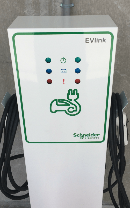 Fredericksburg installs Electric Vehicle charging station in City's