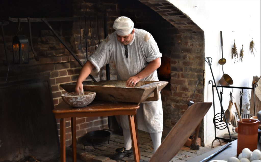 Colonial Baking with 18thCentury Baker Justin Cherry B101.5 Today's Best Music