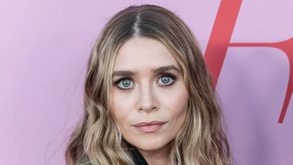 Ashley Olsen secretly welcomes son with husband Louis Eisner - Vimarsana News