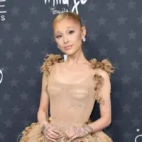 Ariana Grande at the Critics Choice Awards 2025. SANTA MONICA^ USA. February 07^ 2025