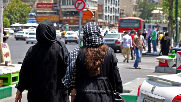 getty_080322_hijabprotestsiran