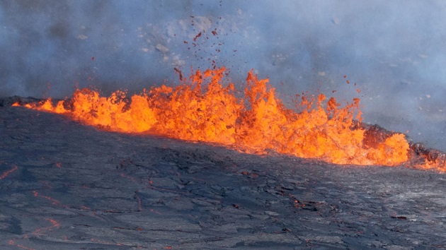 gettyimages_grindavikvolcano_080322