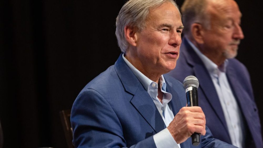 gettyimages_gregabbott_090622