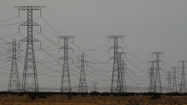 gettyrf_090922_califpowergrid