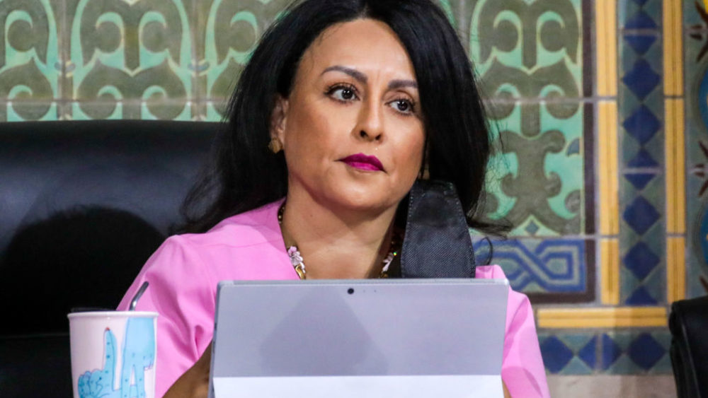 gettyimages_nurymartinez_101122