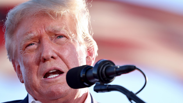 getty_101922_donaldtrumpspeaking