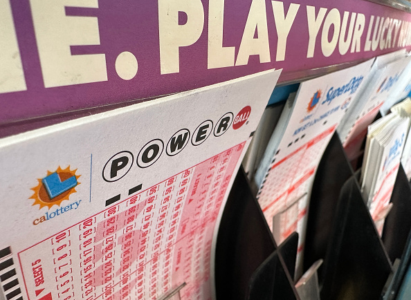 gettyimages_powerball_110422