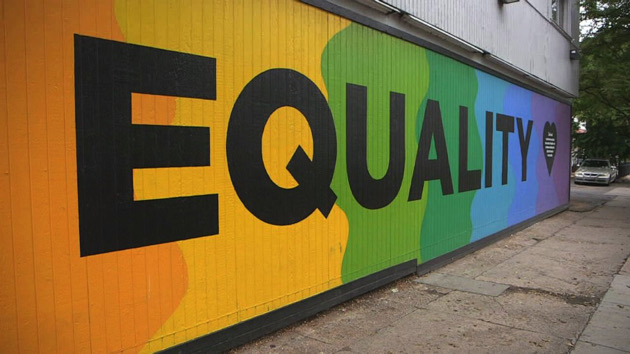 equality-scotus-colo-lgbt-discrimination-02-ht-iwb-220913_1663081697081_hpembed_16x9_992
