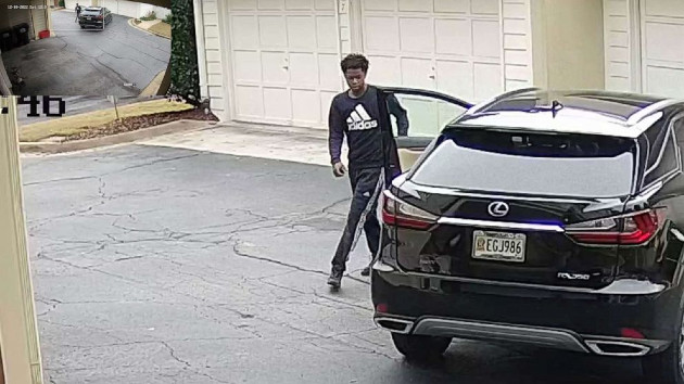 atlanta-stabbing-ho-mz-46-221212_1670860826344_hpmain_16x9_99228129