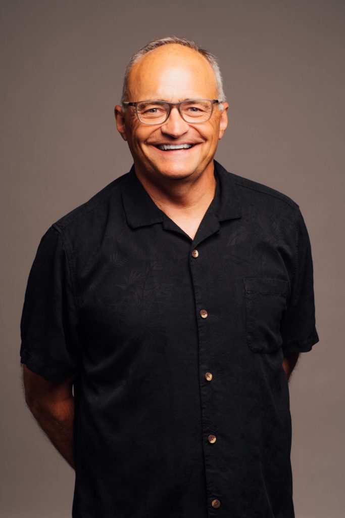 brad-upton-3000x4500-1