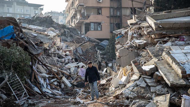 gettyimages_turkeyearthquake_020723615053