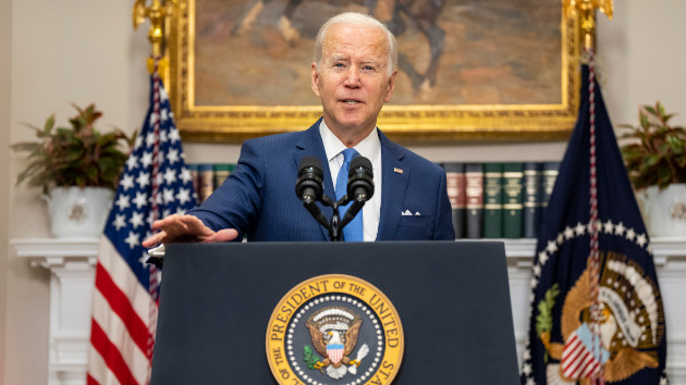 wh_22423_bidenwhpodium698065