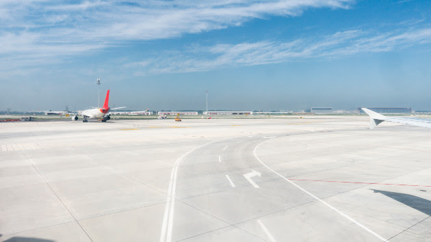 gettyrf_9722_airporttarmac202812937129