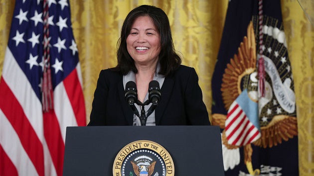 gettyimages_juliesu_030123958274