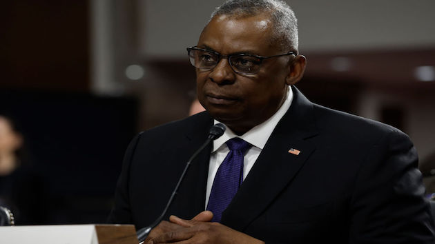 getty_032823_lloydaustin402369