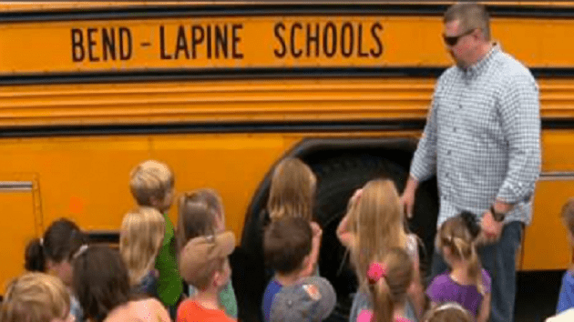 bend-lapine-school-bus634710