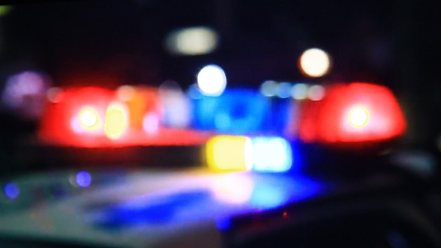 gettyimages_cops_041623375438