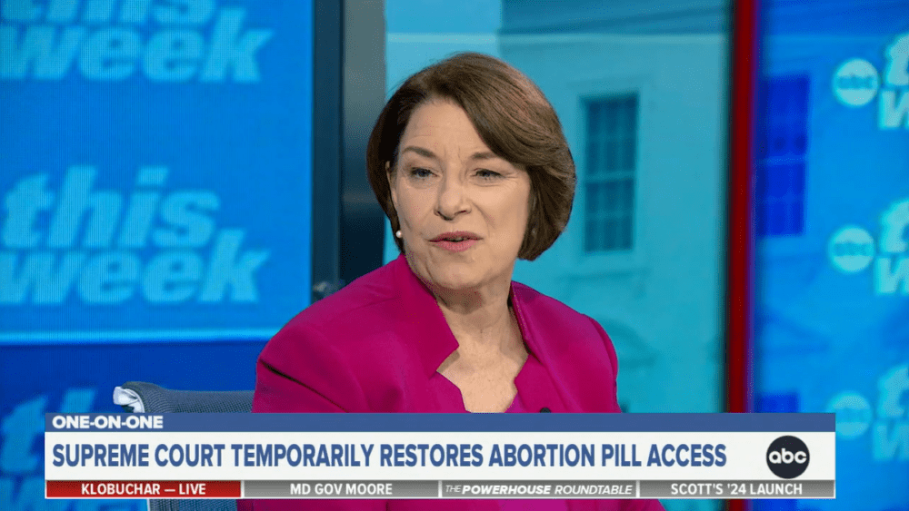 abc_amyklobuchar_041623827617