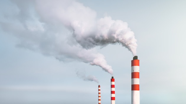 gettyrf_42122_smokestacks2028129997358