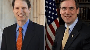 wyden-and-merkely965492