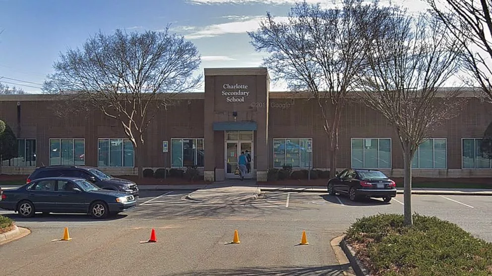 charlottesecondaryschool_googlemapsstreetview89963