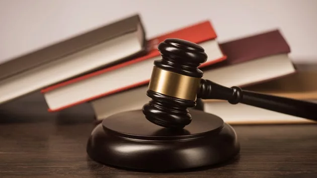gettyimages_gavel_081023805375