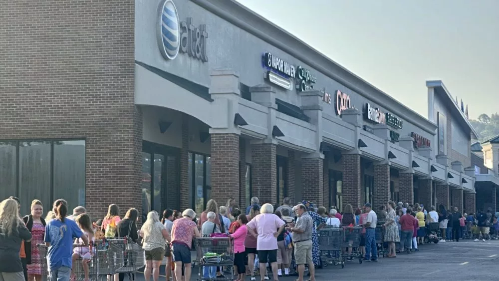 Opening of Batesville's new ALDI draws big crowd KBNWAM Horizon
