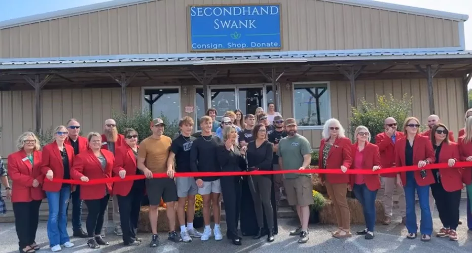 secondhand-swank-ribbon-cutting497464