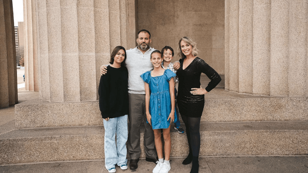 besapinchotti_pinchottifamily_092723429415