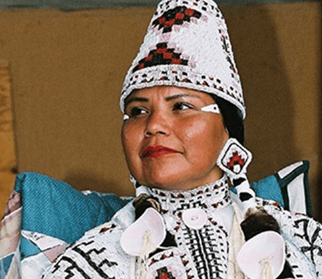 leona-ike-1080-x-1080-thumbnail862753