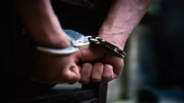 istock_083019_arrest713703