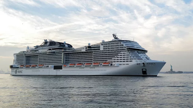 cruise-ship-gty-jt-231219_1703022103718_hpmain41864