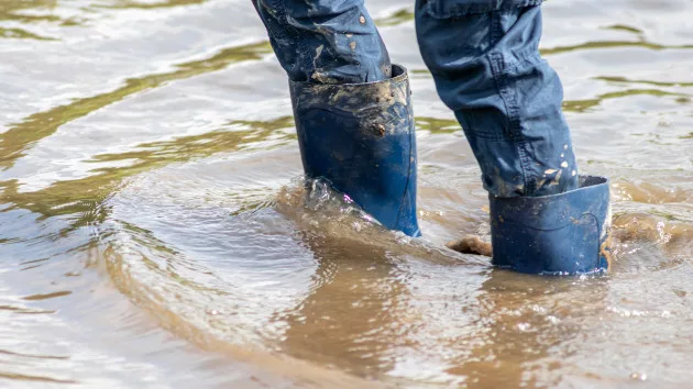 gettyrf_8422_floodingboots28229408413