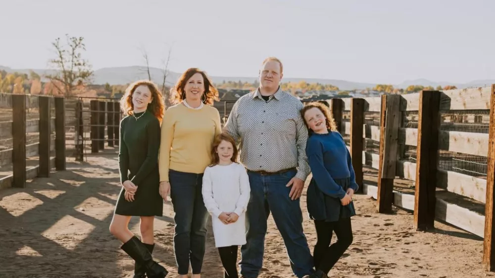 crawford-family-photo449785