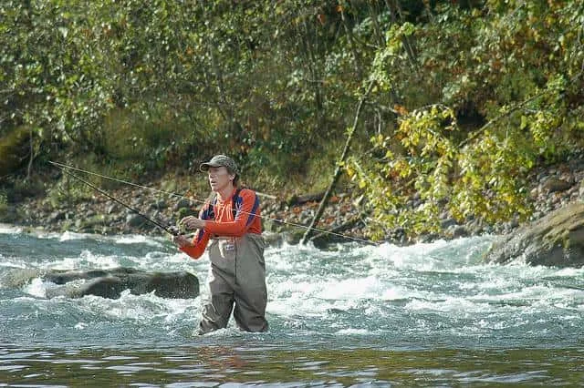 odfw-fishing-with-watters-in-river549124