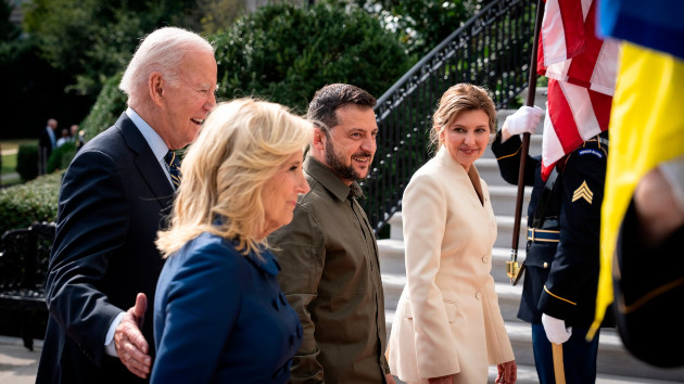 bidens-zelenskys-washington-gty-jt-240306_1709775289157_hpembed_3x2816961