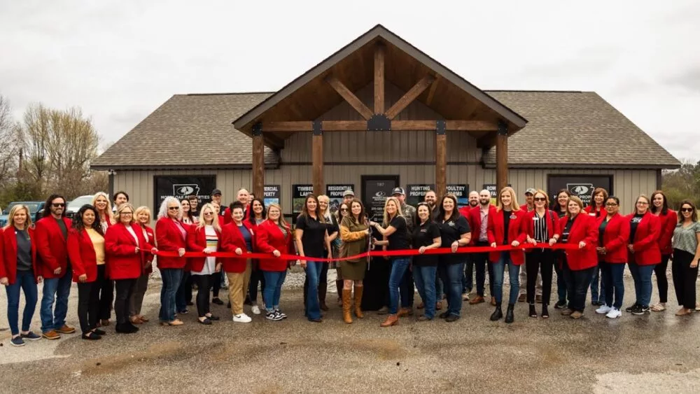 pam-welch-mossy-oak-properties-southside-bacc-1000x563297905-1