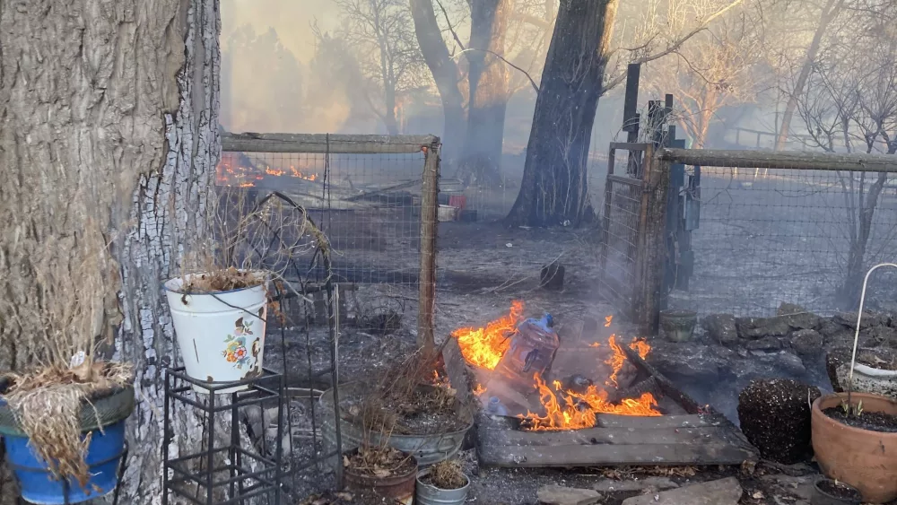 arson_alfalfa_market_road2-rotated512050