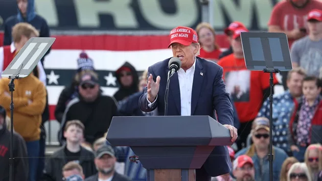gettyimages_trumprally_032024616036