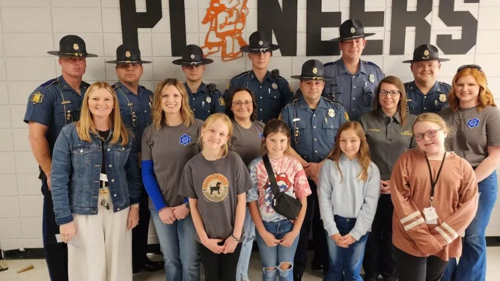 pioneers-arkansas-state-troopers-spouses-troop-b-bsd-1000x563444706-1