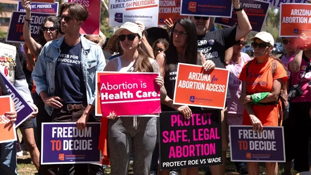 gettyimages_abortionprotest_042424720657