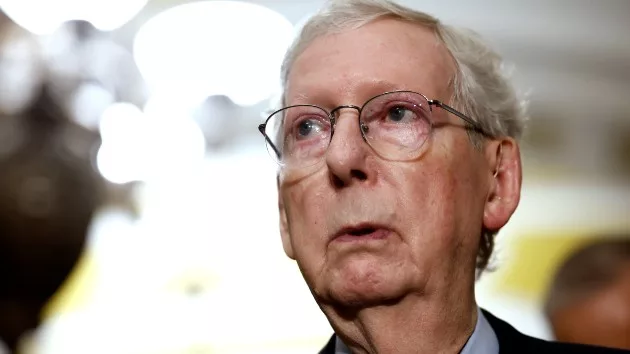 getty_61224_mitchmcconnell475648