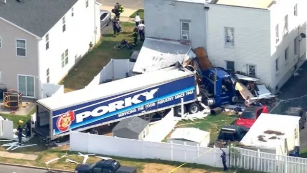 abc_062624_njtractortrailercrash692001