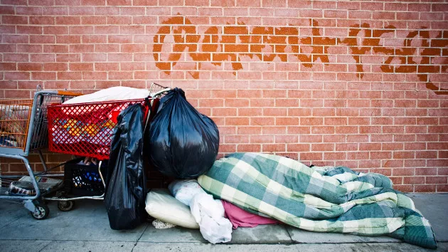 gettyrf_62824_homeless462620