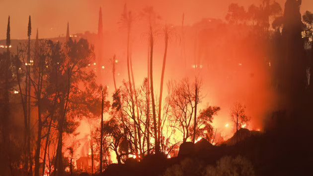 riverside-fire-mo_1721758557361_hpembed_3x2167410