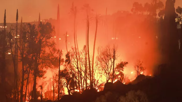 riverside-fire-mo_1721758557361_hpembed_3x2167410