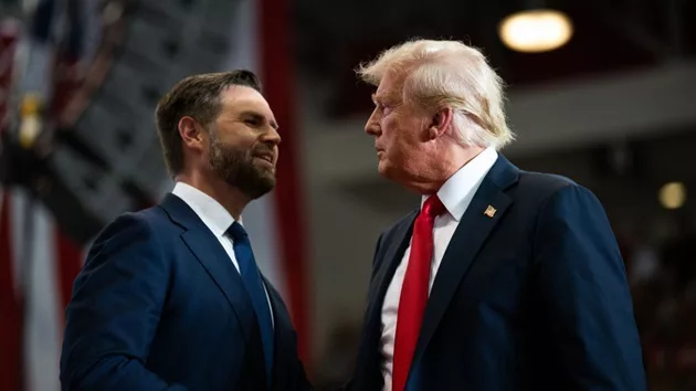 gettyimages_trumpvance_073024715537