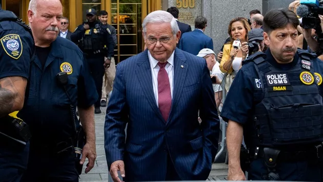 gettyimages_bobmenendez_081524971992